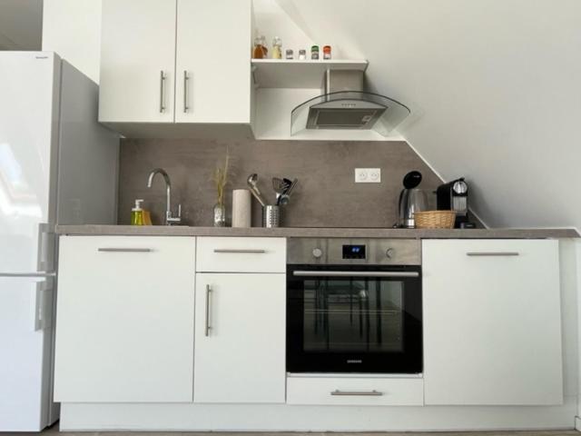 3 Personnes, Frontiere Suisse Apartment